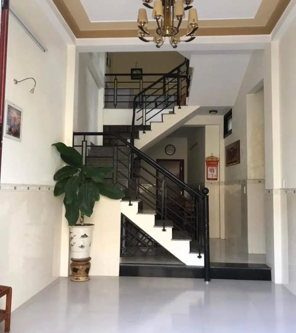 Lazania Homestay Hoi An Pensión